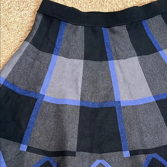 Stylish Black and Blue Women's Skirt - Picture 2 of 9